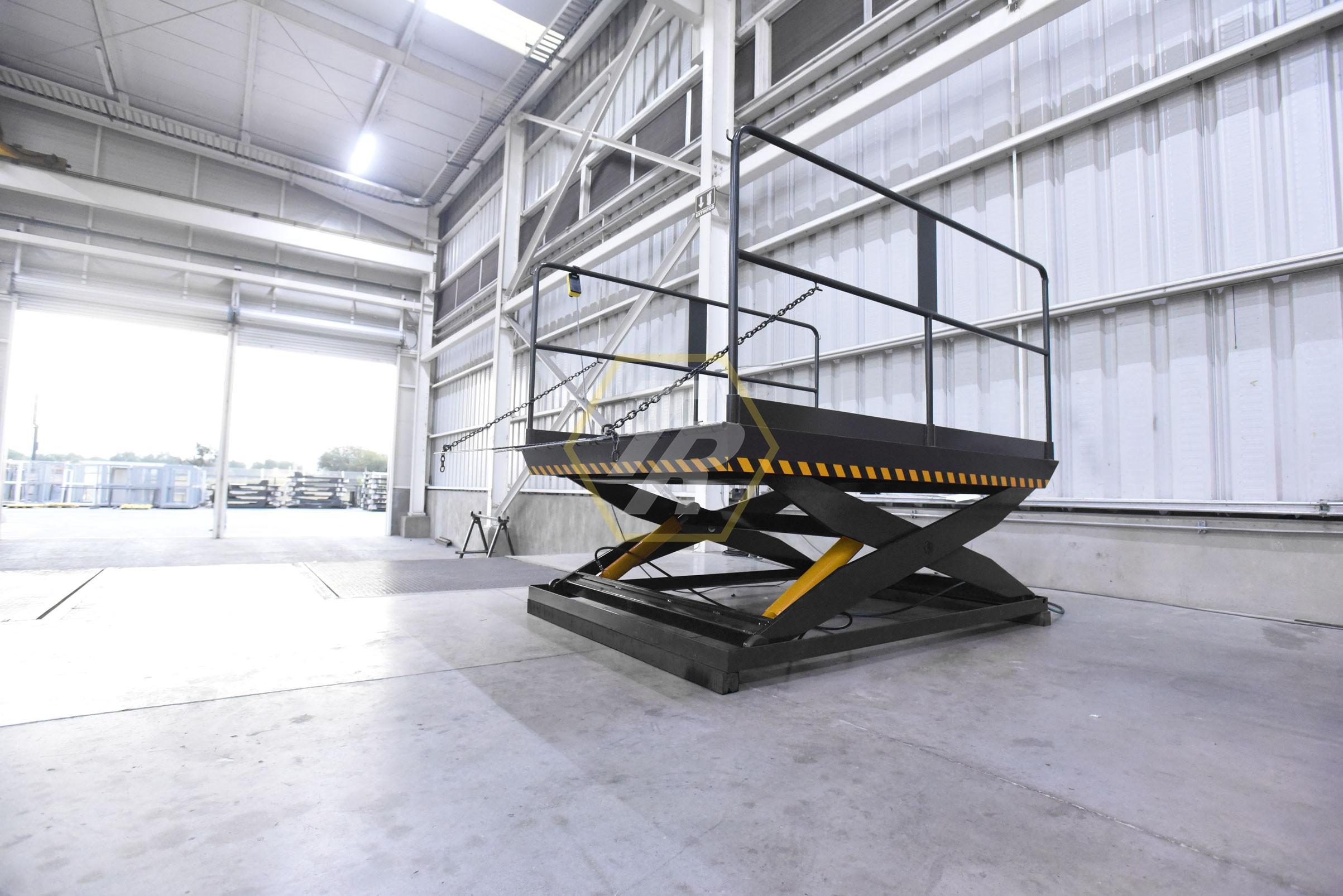 Scissor Dock Leveler