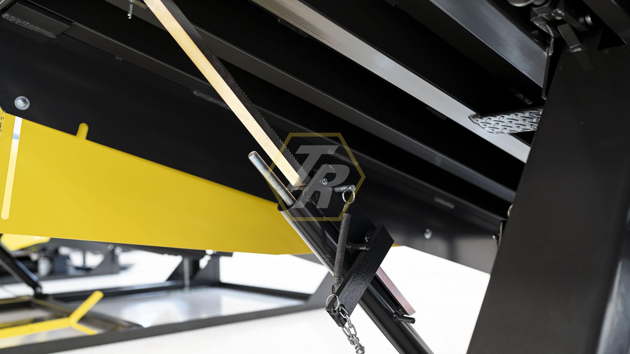 Mechanical Dock Leveler